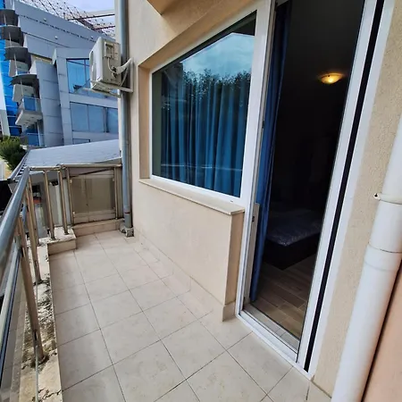 Apartment бобс 2 *